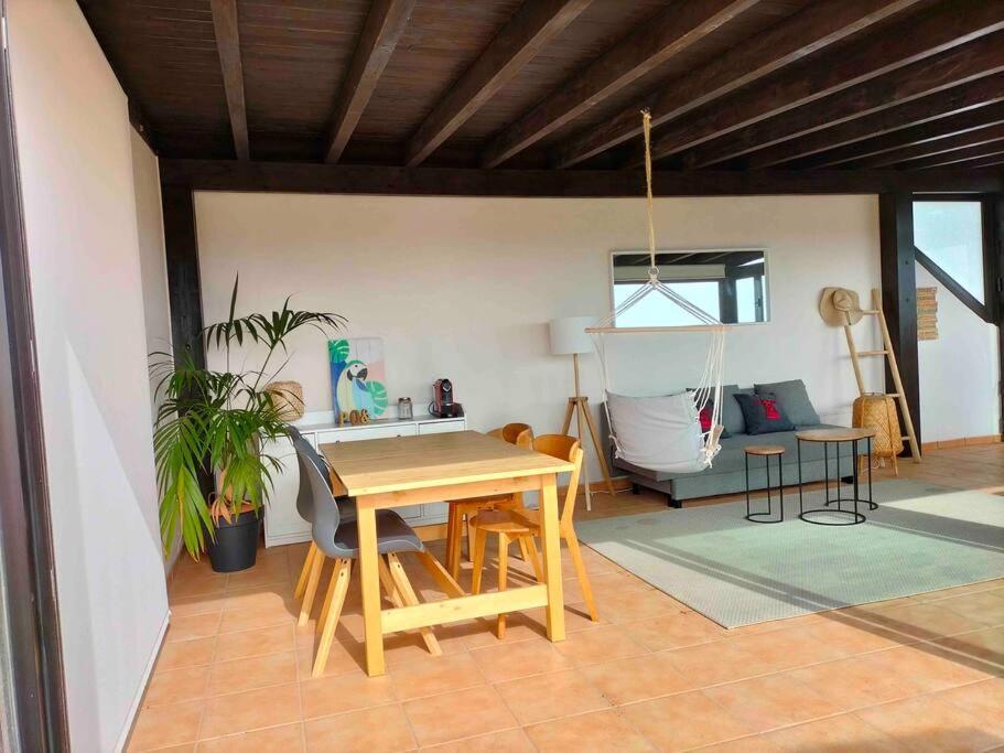 Oceanview Retreat Corralejo Apartment ภายนอก รูปภาพ